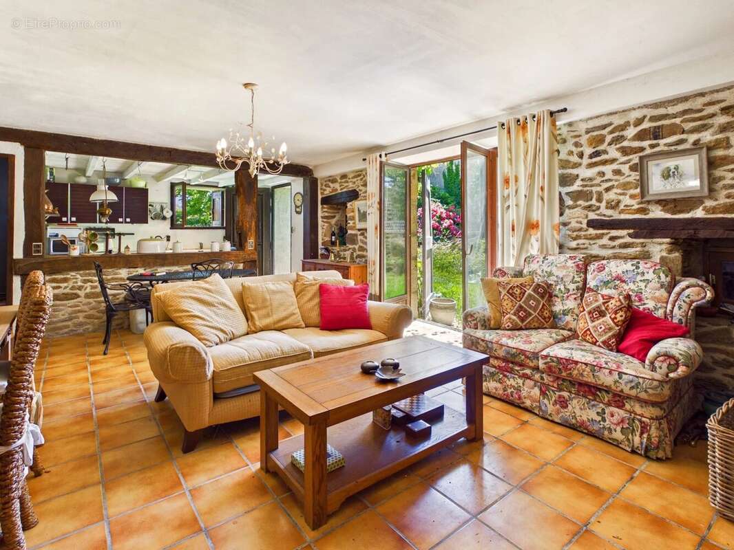 Charmante maison en pierre à proximité de Lescure-Jaoul - photo 5