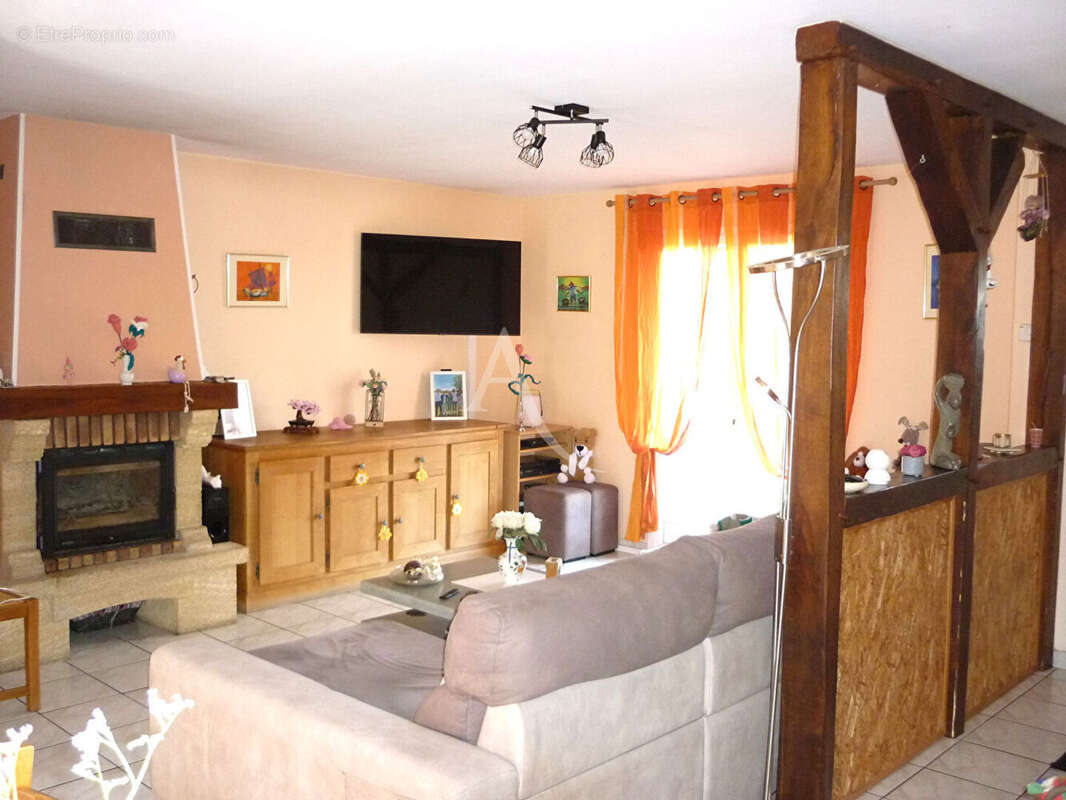 Maison à LAMOTTE-BEUVRON