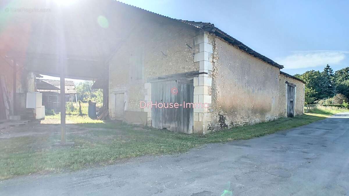 Maison à COURSAC