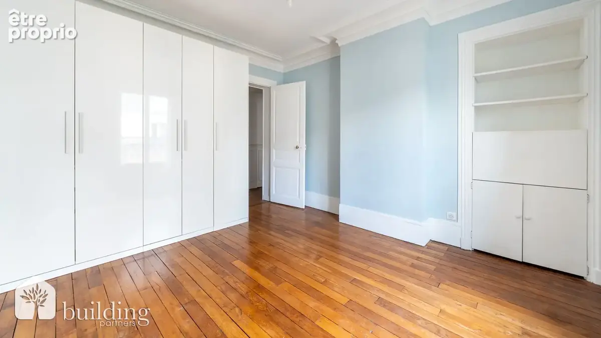 Paris 17e Ternes Maillot - Appartement 3 pièces avec balcon de 55 m² - photo 12