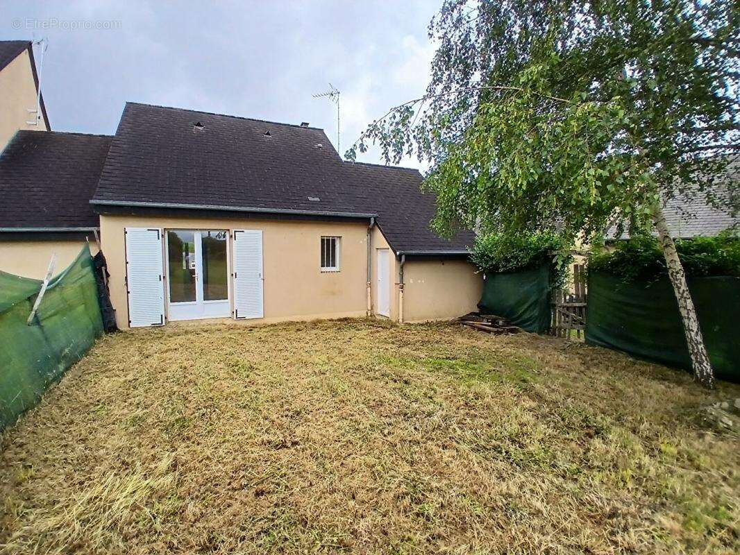 Maison T2 de plain-pied avec garage et jardin - photo 9