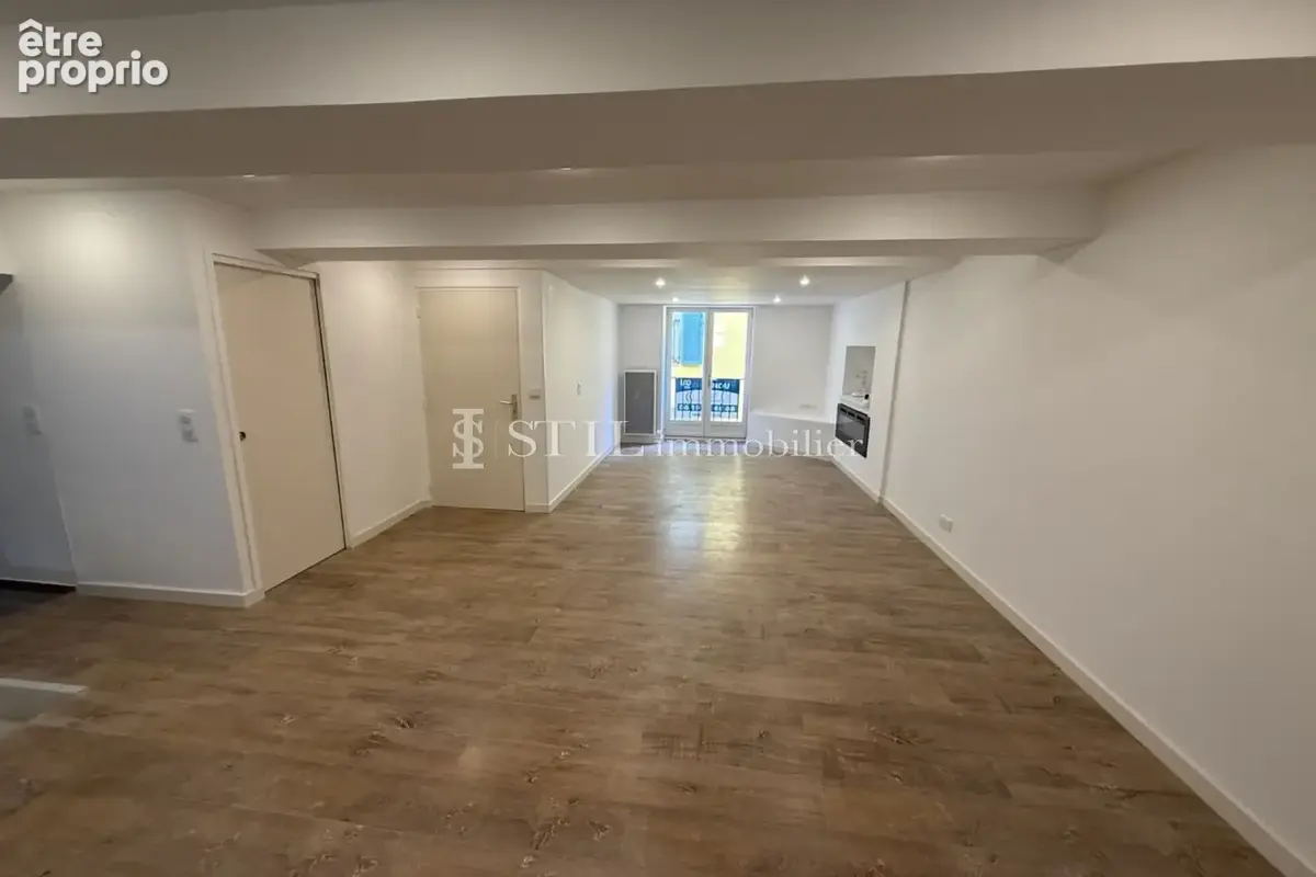 Appartement 2 pièces 66 m² à vendre à Flayosc (83780) - photo 2