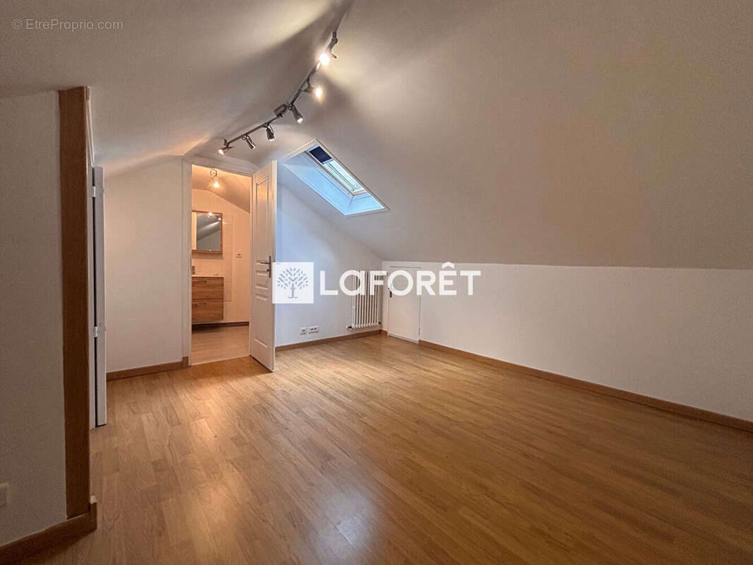 Maison à VILLEMOMBLE