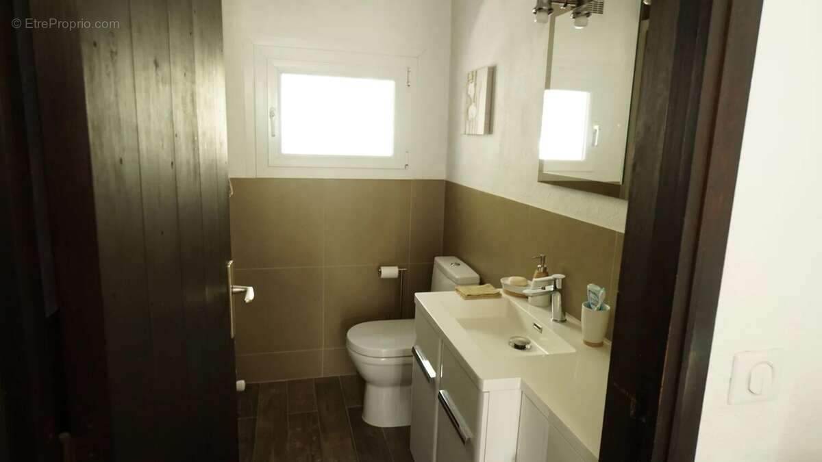 Maison à SPERACEDES