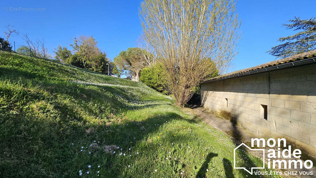 Maison à ARVEYRES