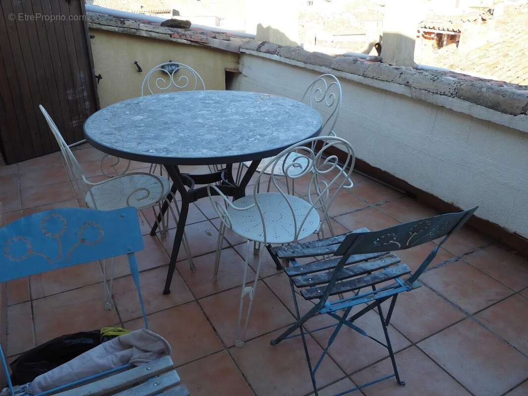 Appartement à LA GARDE-FREINET