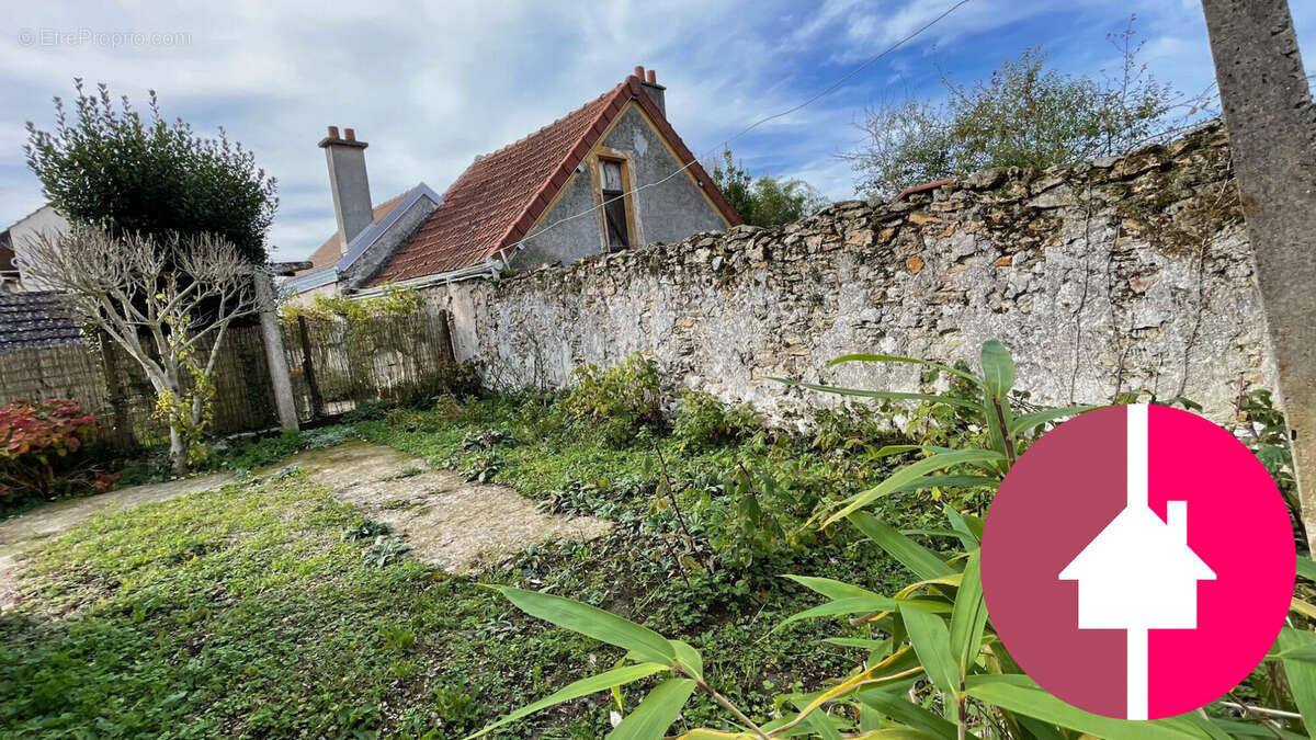 Maison à FERRIERES-EN-BRIE