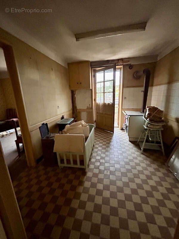 Maison à SAINT-NIZIER-SOUS-CHARLIEU