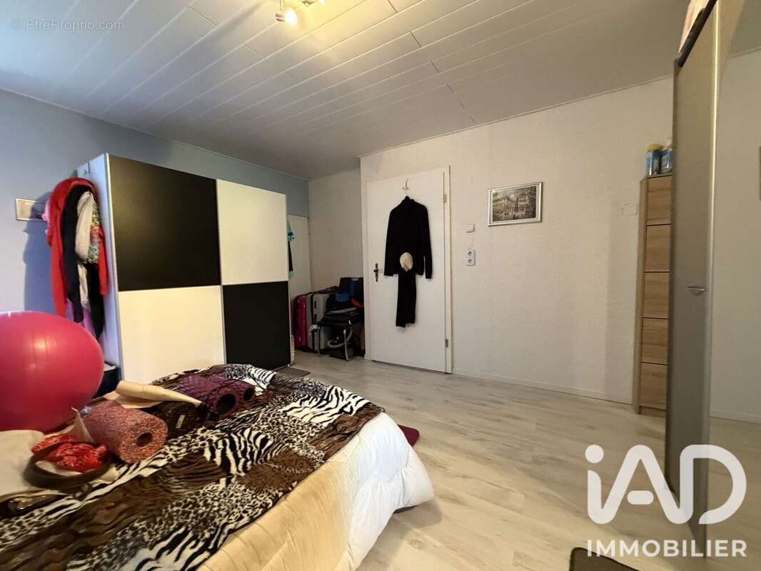 Maison 100 m² à Manderen  - photo 6