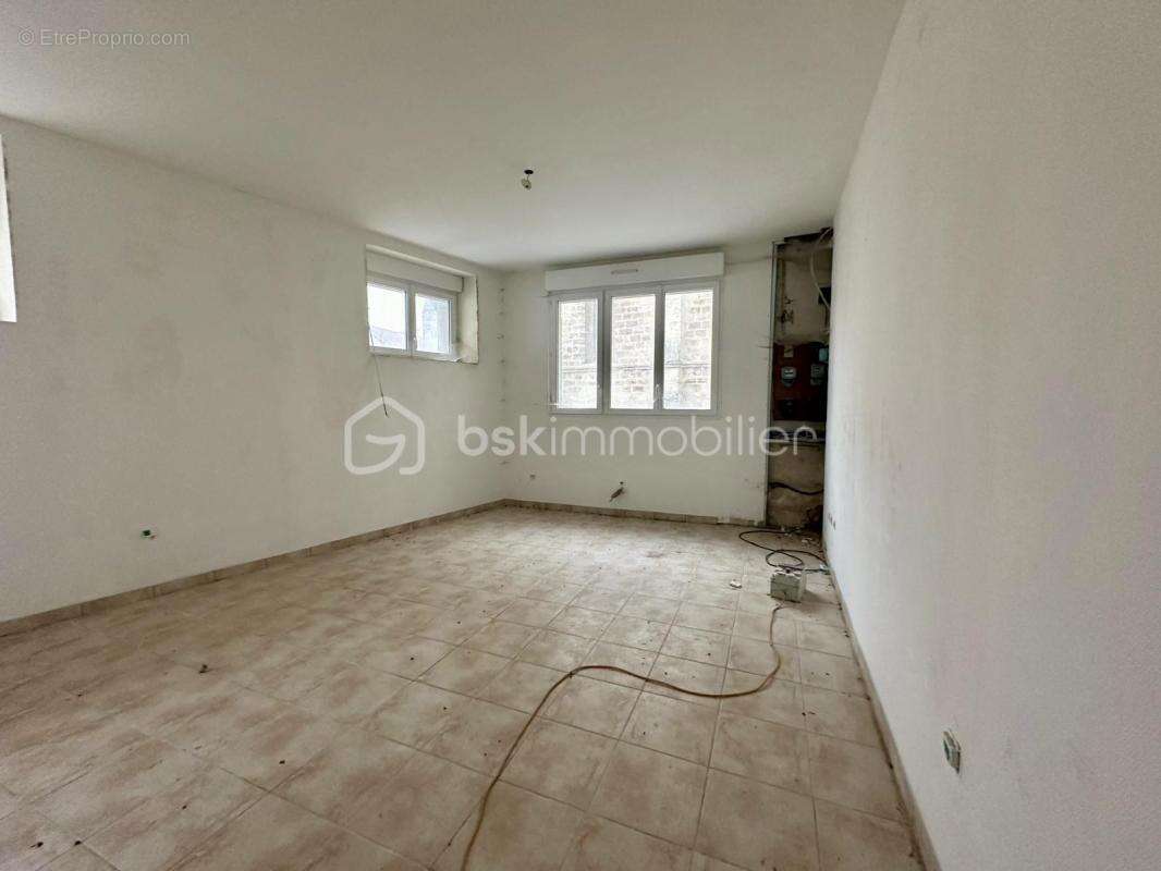 Appartement à BRUYERES-ET-MONTBERAULT