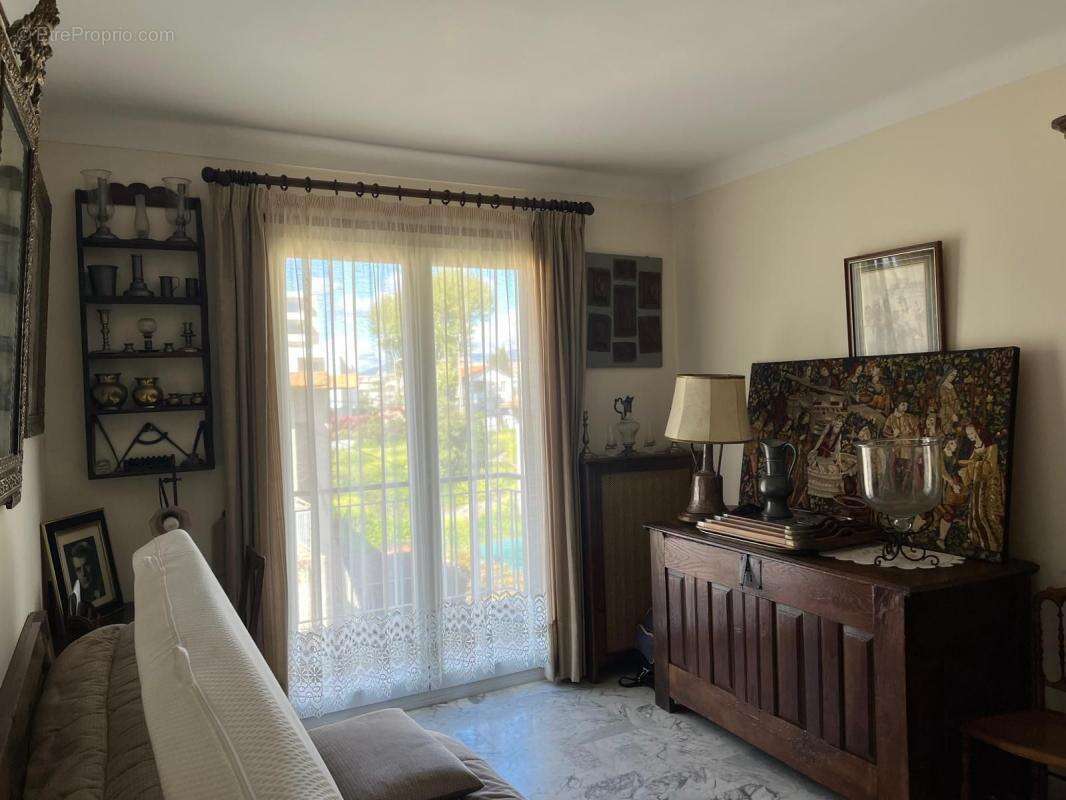 Appartement à CAGNES-SUR-MER