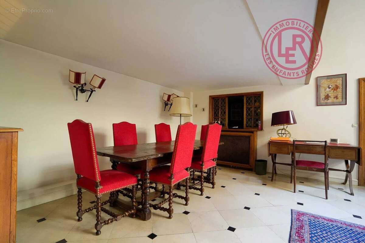 Appartement à PARIS-4E