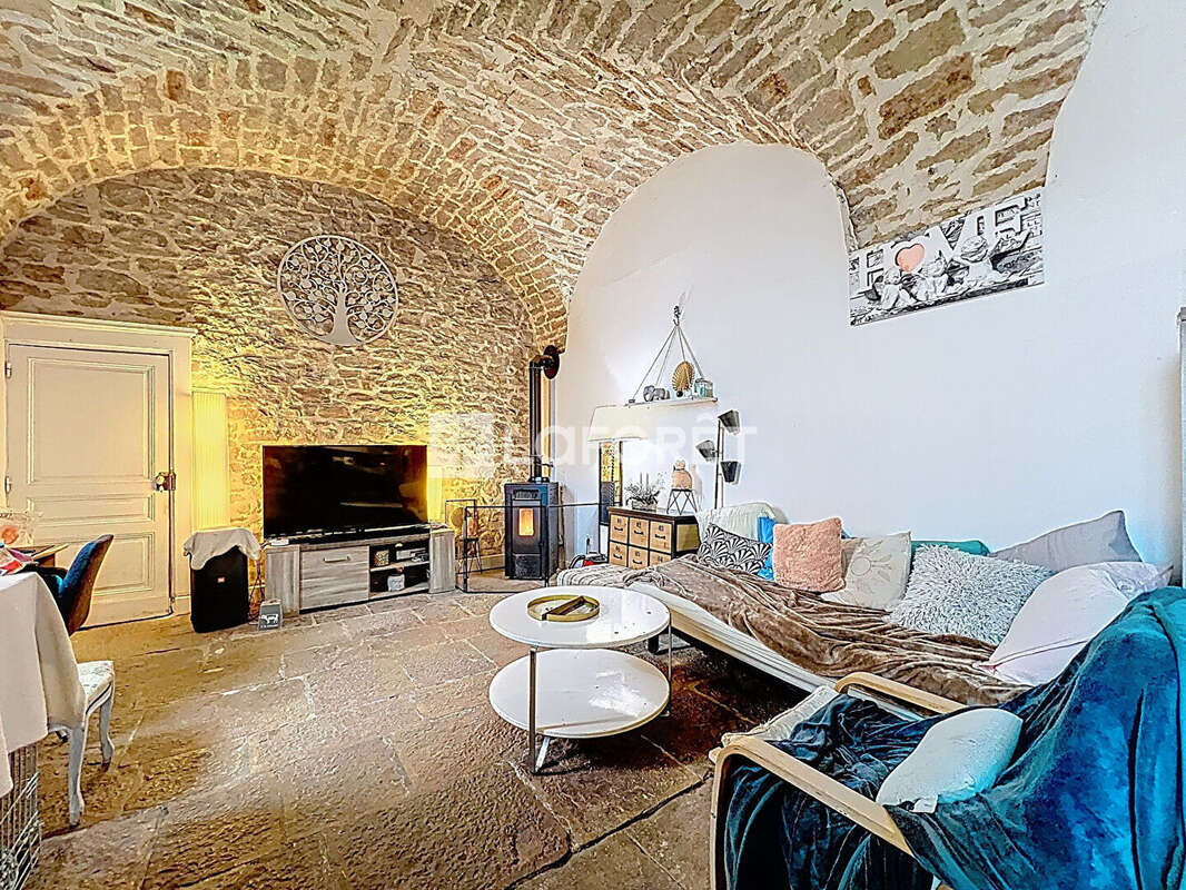 Maison à SAINT-AMOUR