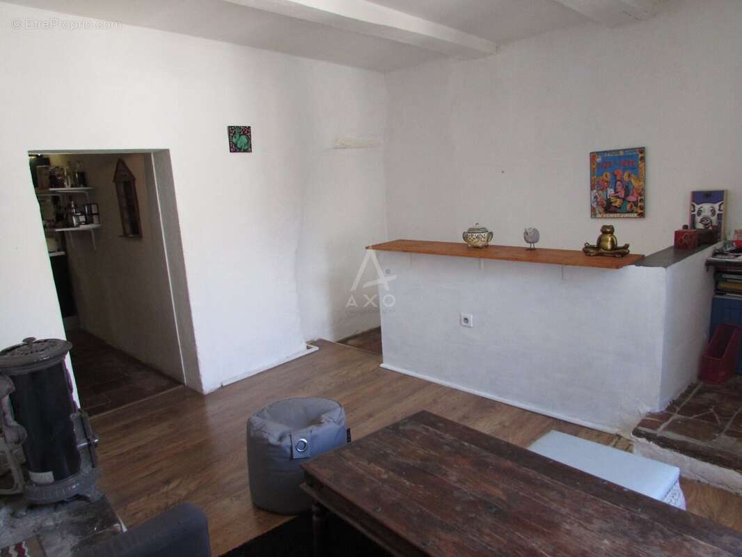 Maison à MONTPEYROUX