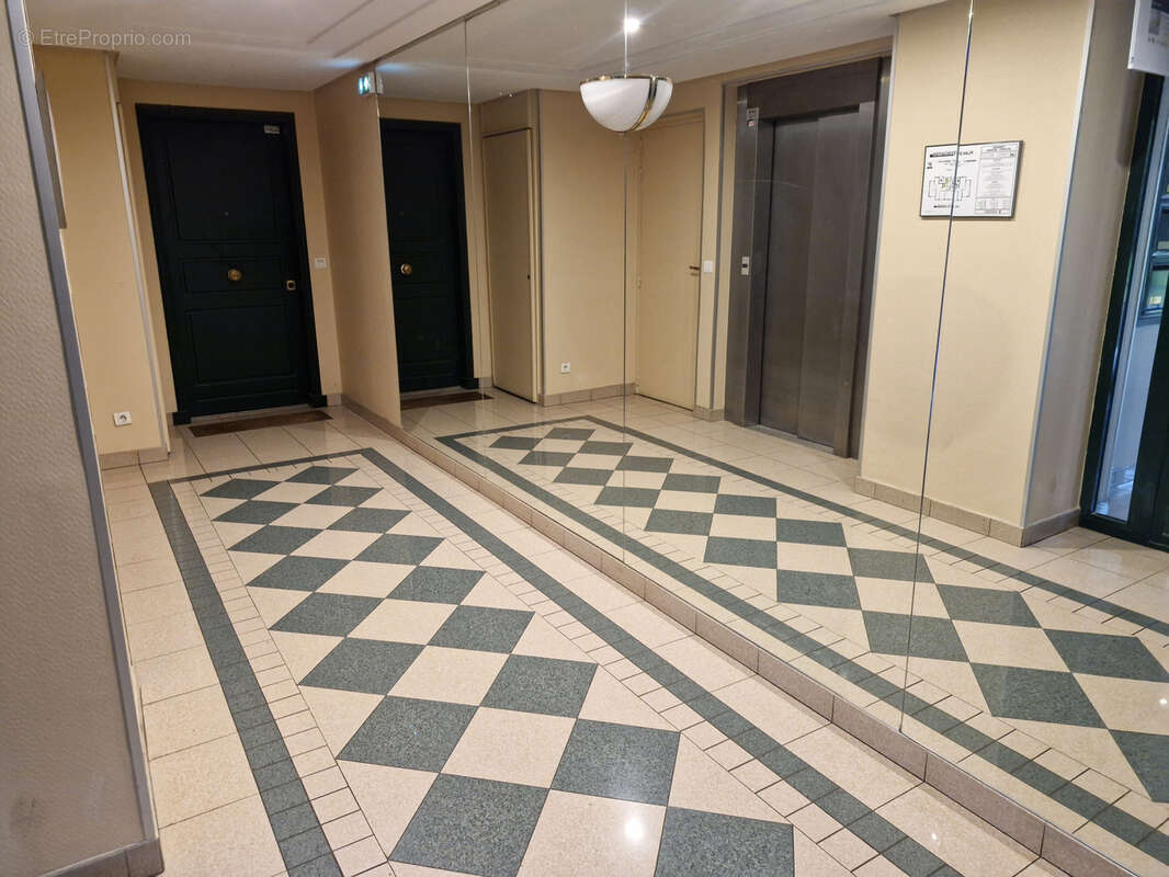 Appartement à LYON-5E