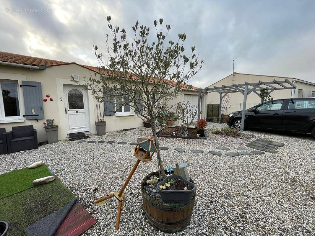 Maison à SEMUSSAC