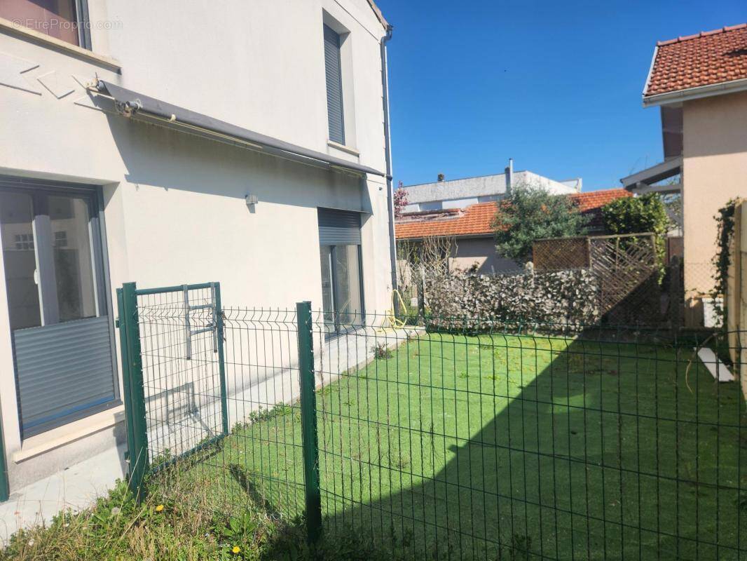 Appartement à CENON