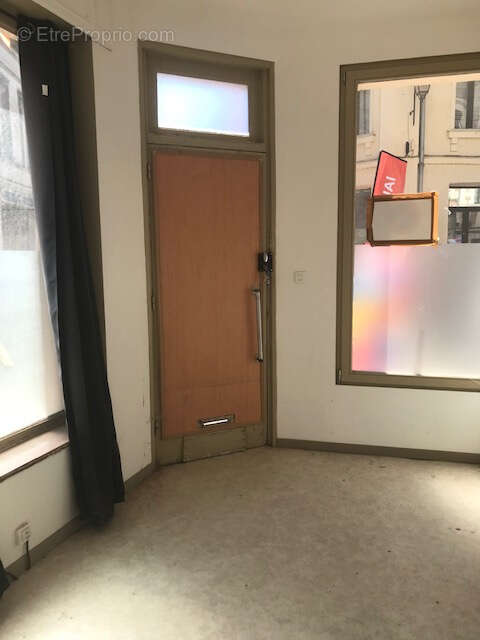IMMEUBLE avec RdC commercial ou professionnel - photo 2