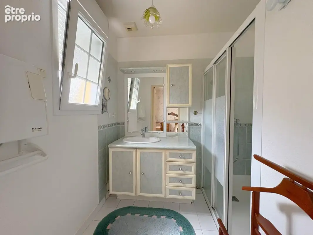 Maison 120 m² à Cerences  - photo 6