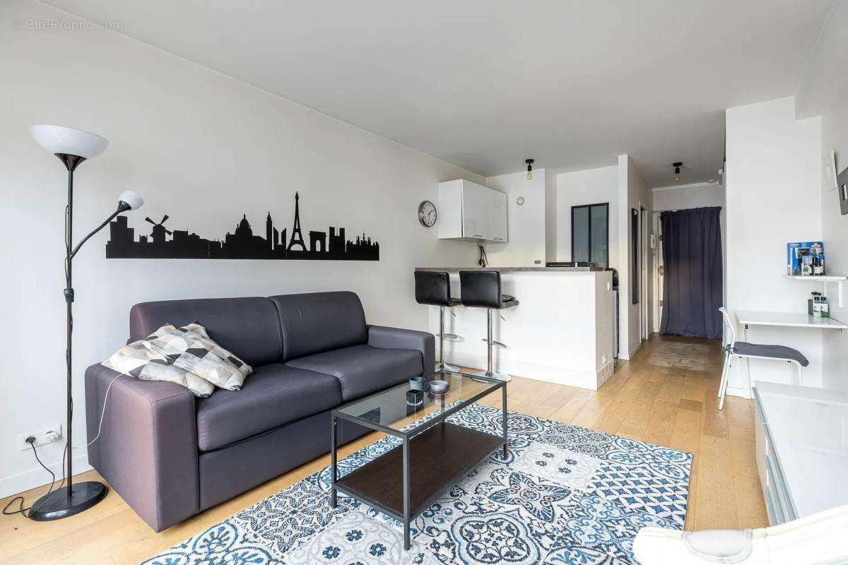 Appartement à PARIS-11E