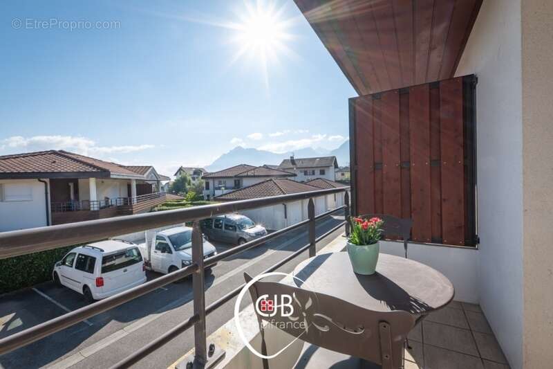 La Roche Sur Foron (74800): Appartement 3 pièces, 1 balcon, 2 terrasses et garage - photo 21