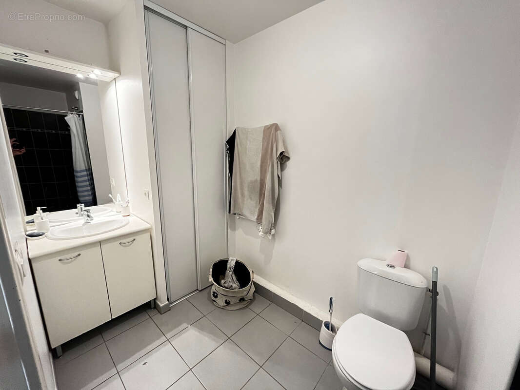 Appartement à MARSEILLE-2E