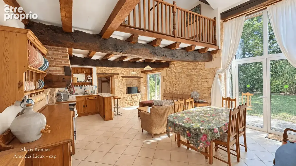Maison 6 pièces 128 m² à vendre à Montpeyroux (24610) - photo 3