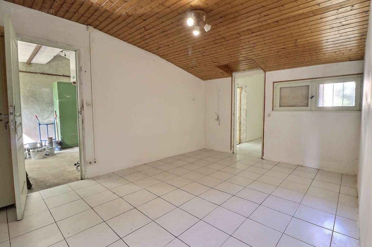 Maison à IZON
