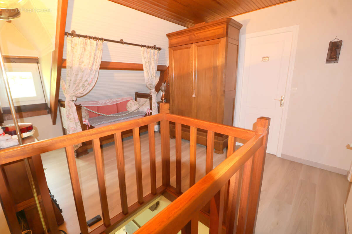 Maison à ESTREE