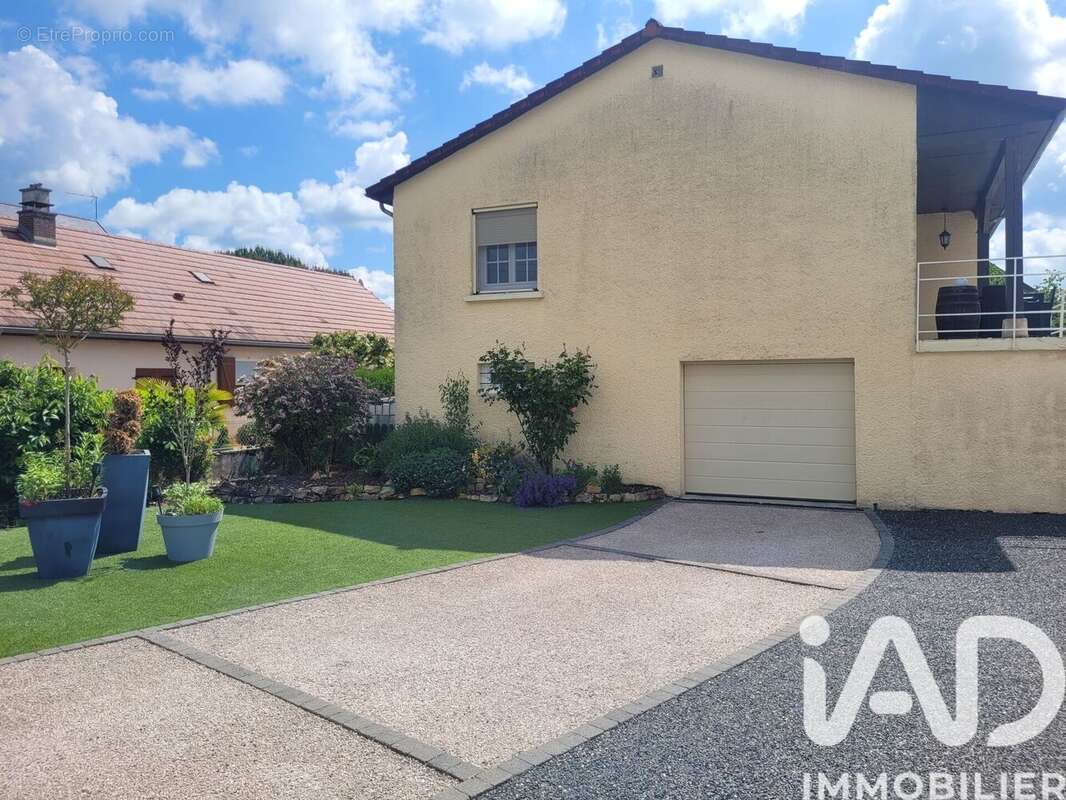 Photo 4 - Maison à GUEUGNON
