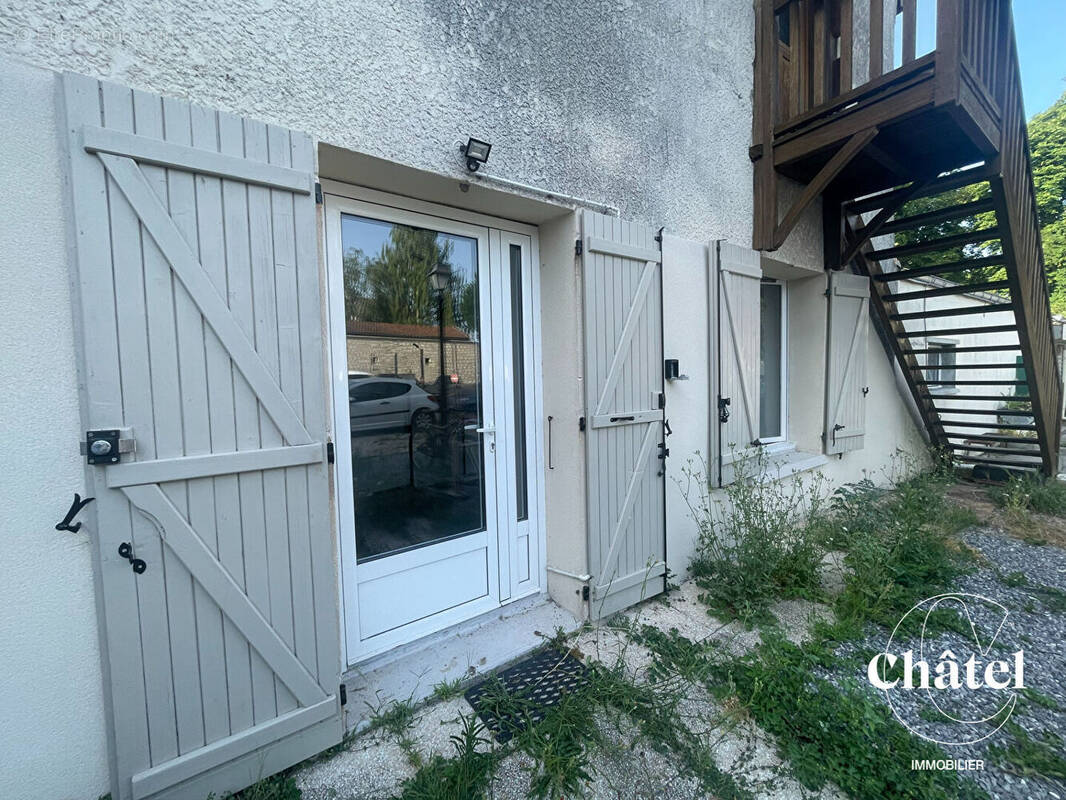 Appartement à LA CHAPELLE-EN-SERVAL