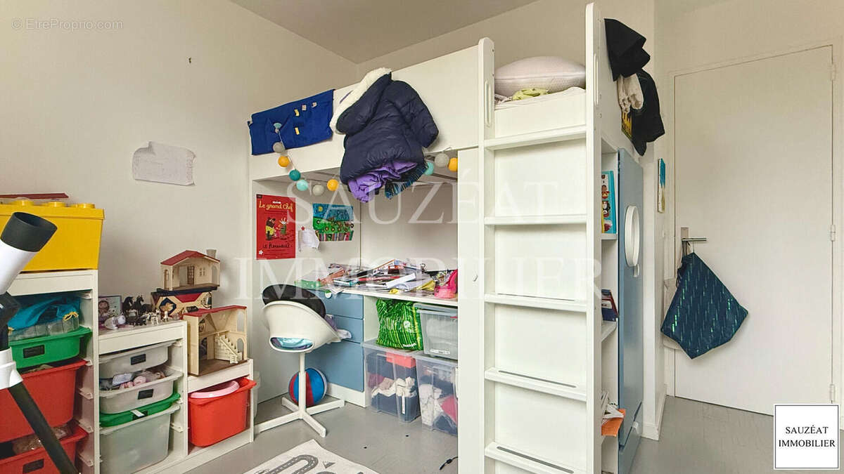 Appartement à MONTROUGE