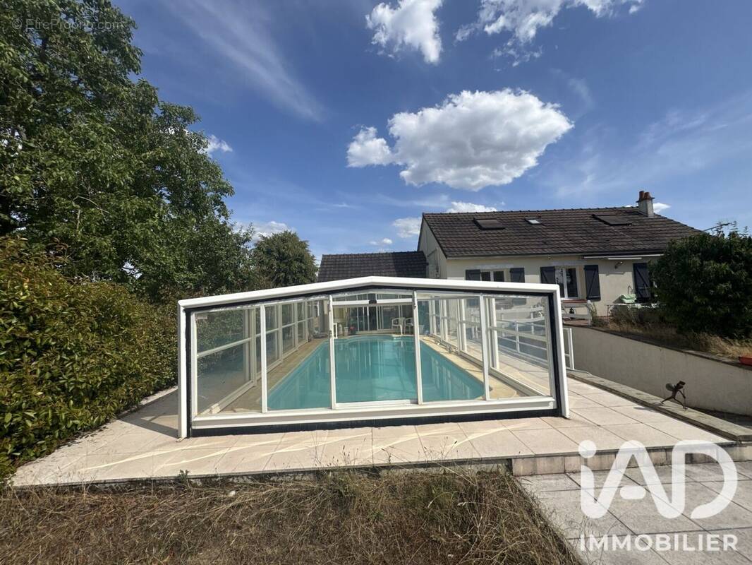 Photo 1 - Maison à LES BORDES