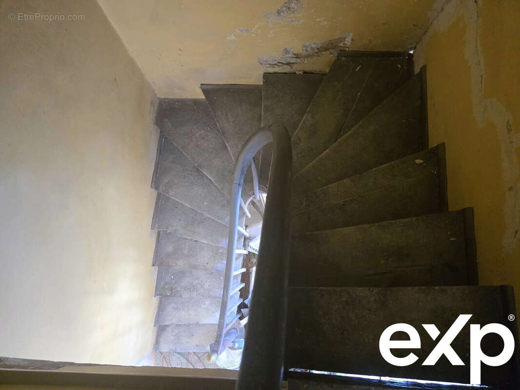 Maison à SAINT-PAUL-LIZONNE