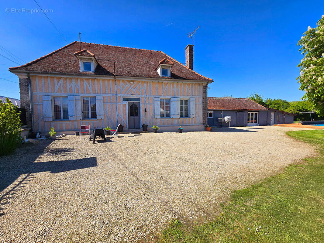 Maison à BARBEREY-SAINT-SULPICE