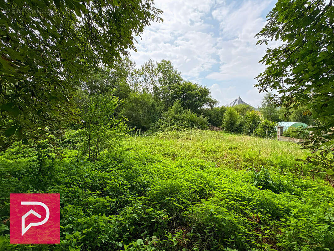 Terrain à BERNAY