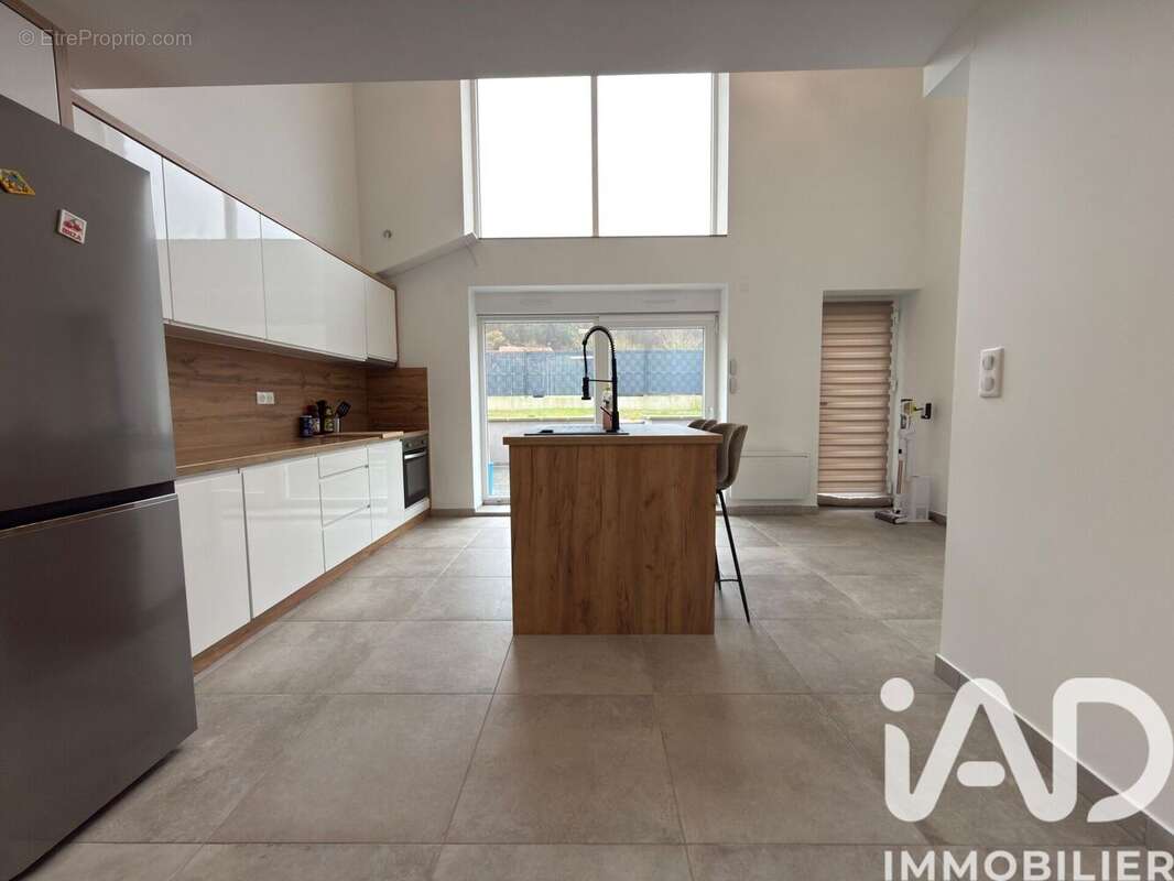 Maison 124 m² à Errouville  - photo 2