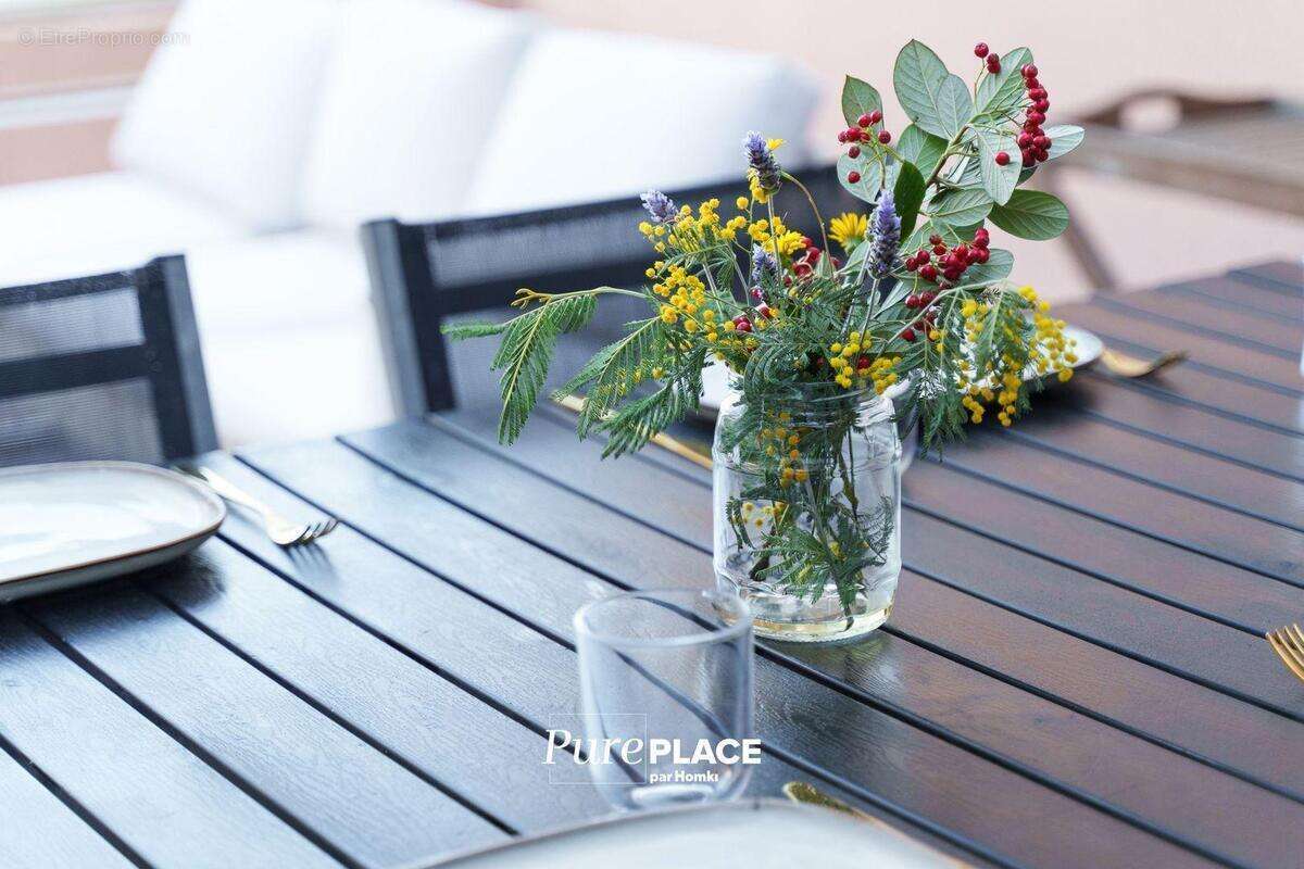 Appartement à MANDELIEU-LA-NAPOULE