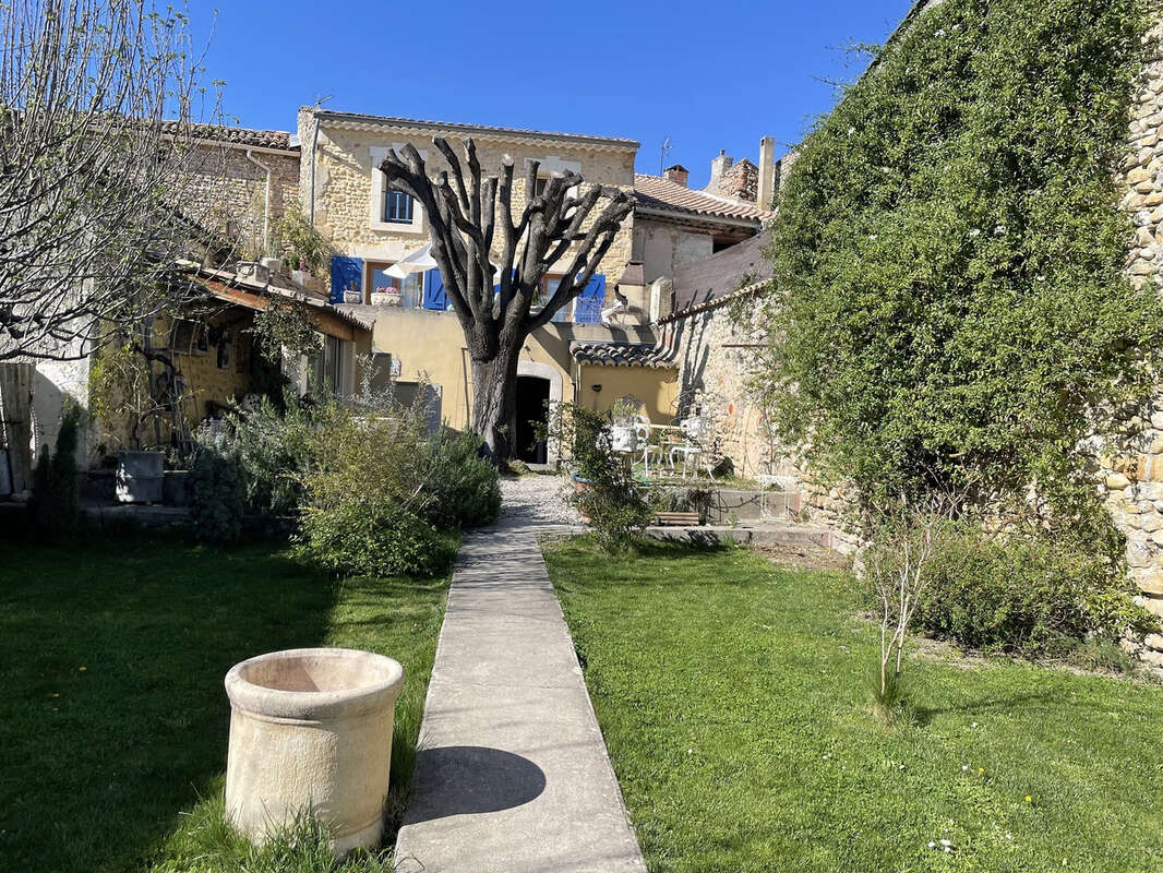 Maison à SAINT-MAURICE-SUR-EYGUES