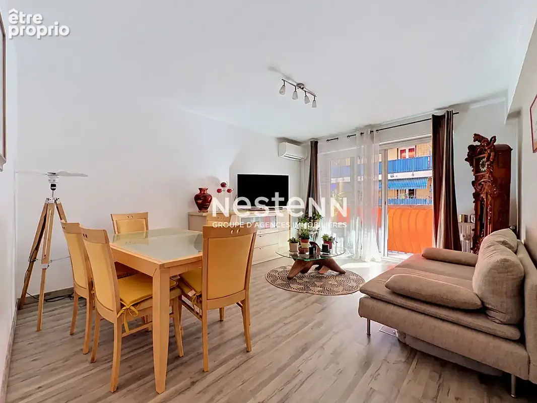 Appartement à VALLAURIS