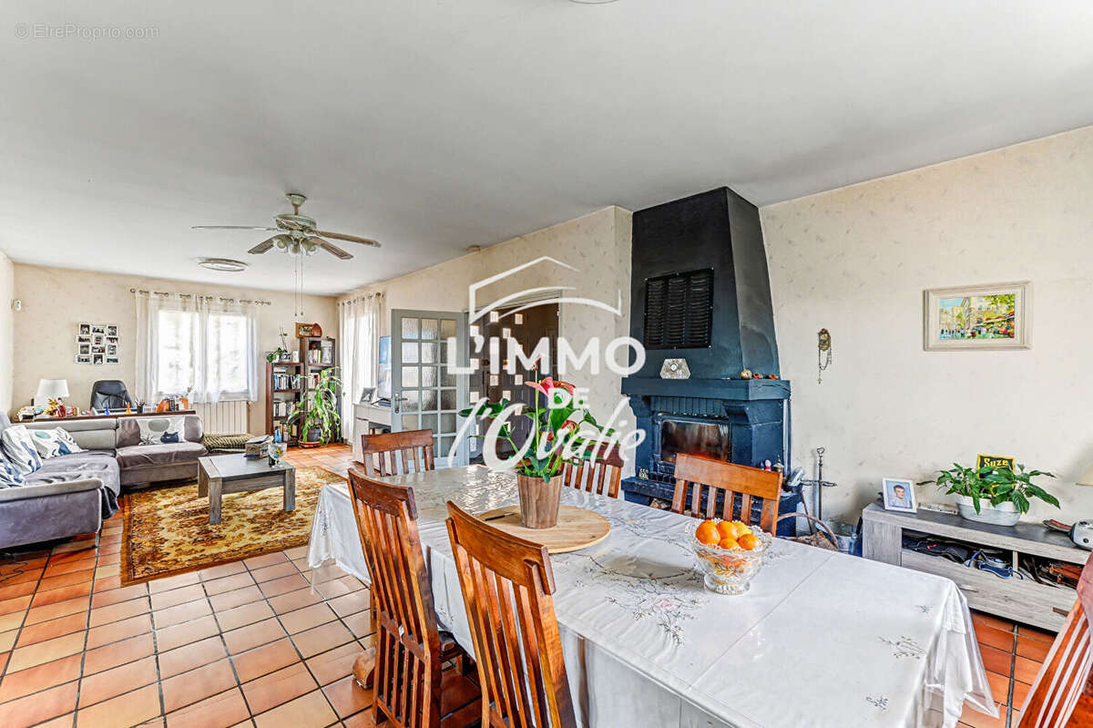 Maison à BRUGUIERES