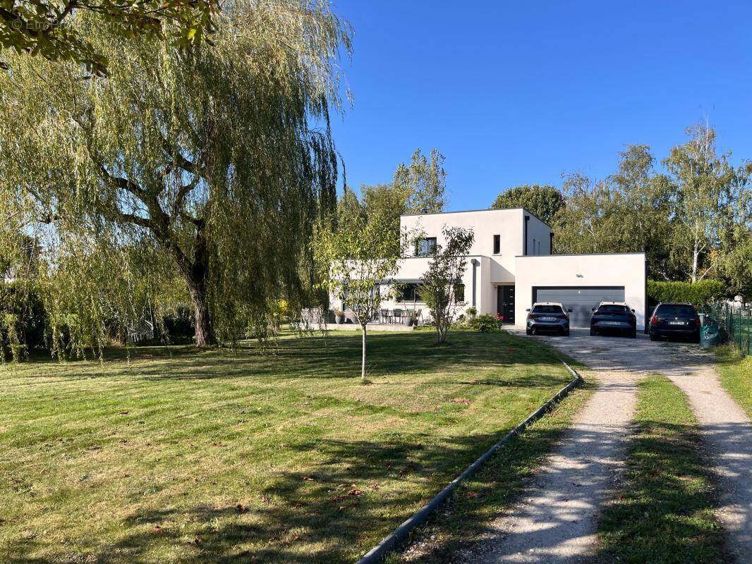 Maison à SAINT-DENIS-EN-VAL