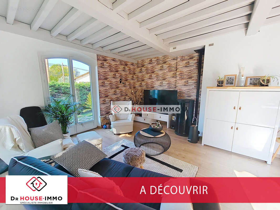 Maison à SAINT-JEAN-DE-MOIRANS