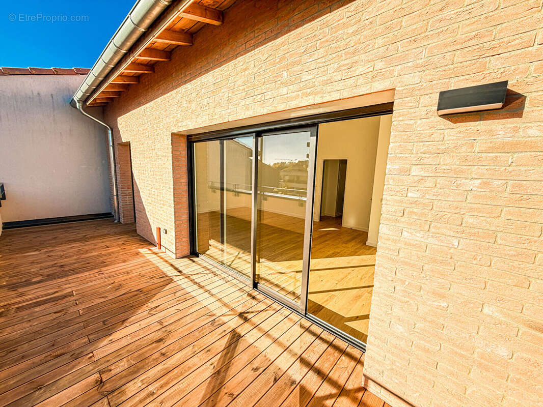 Dernier etage grande terrasse - photo 2