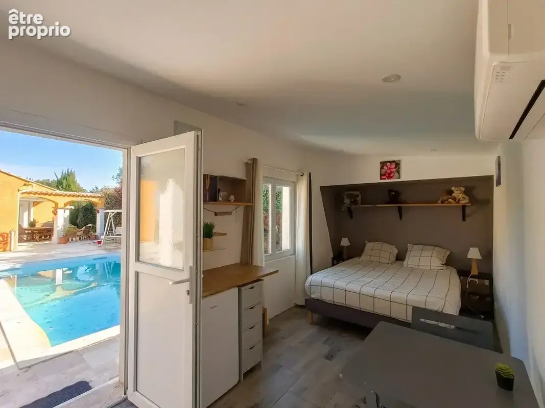 Maison 175 m² à Montblanc  - photo 9