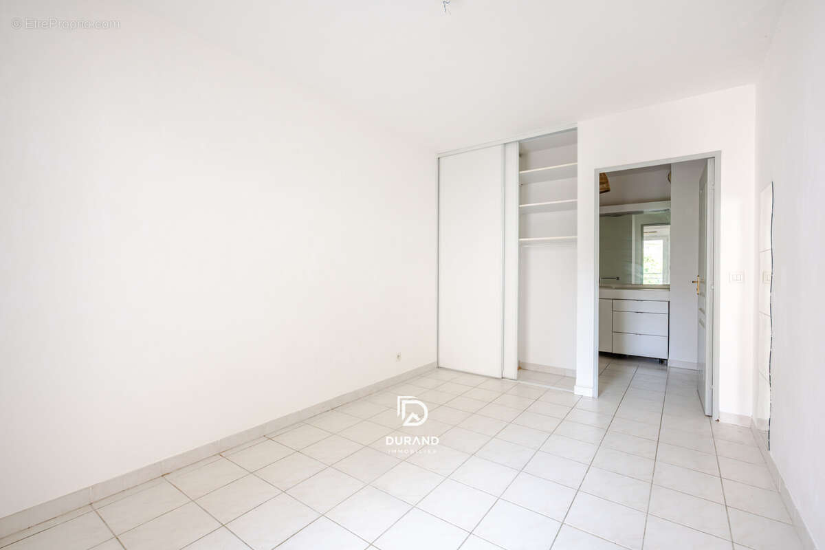 Appartement - type 2 - le camas - 13005 marseille - photo 5