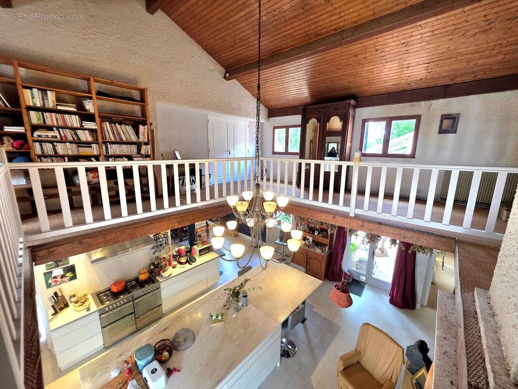 Spacieuse maison familiale et domaine équestre - photo 9