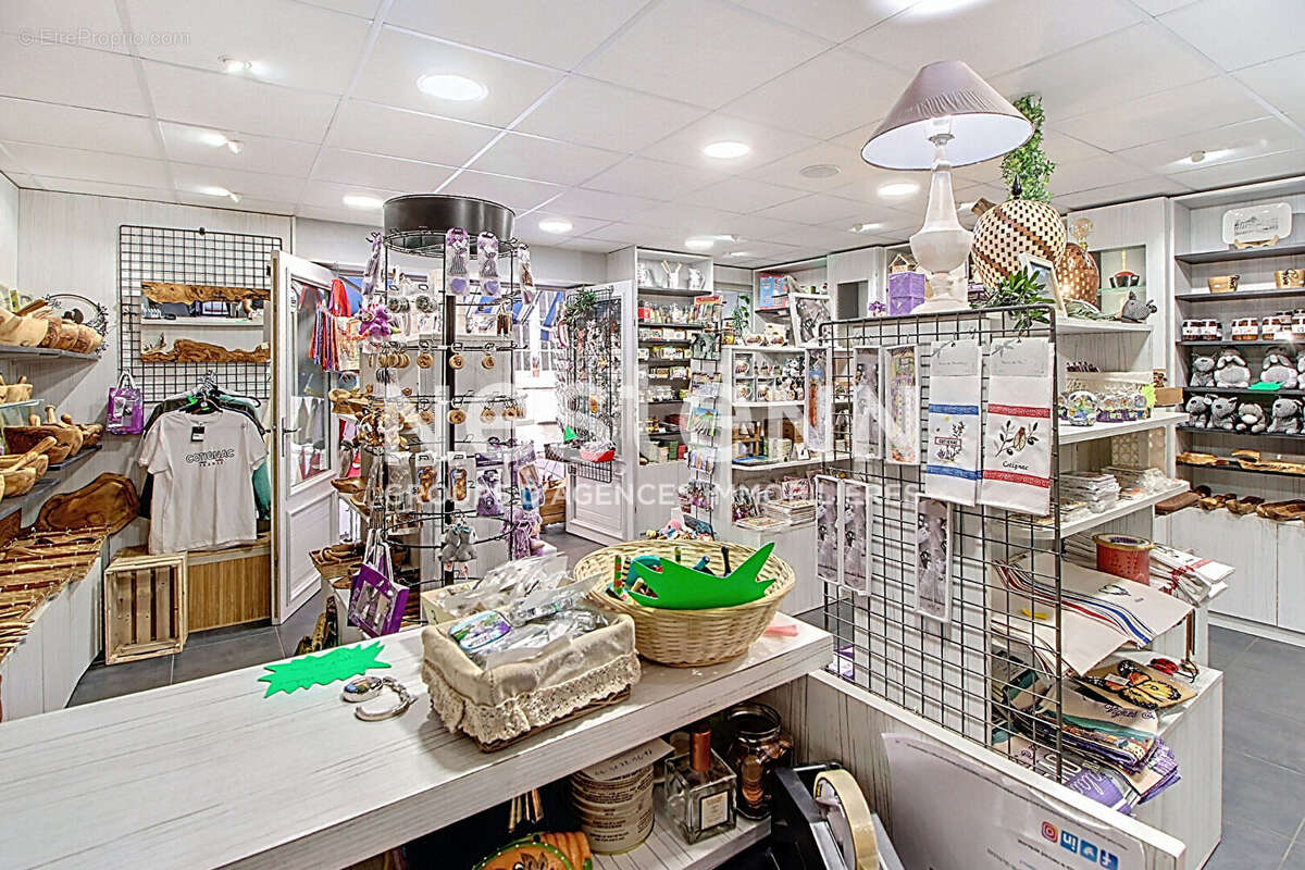 Cession Fonds de Commerce - Boutique 50 m² - Coeur de Cotignac - photo 3