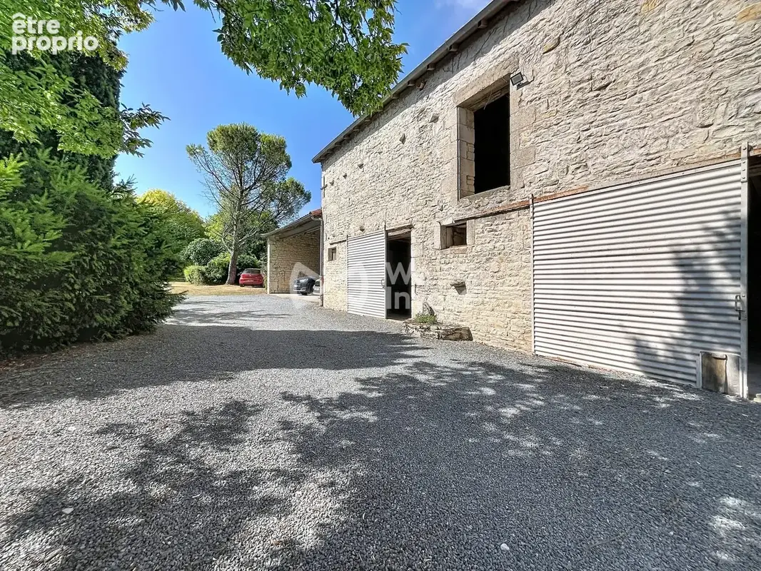 Maison 6 pièces 204 m² à vendre à Fors (79230) - photo 6