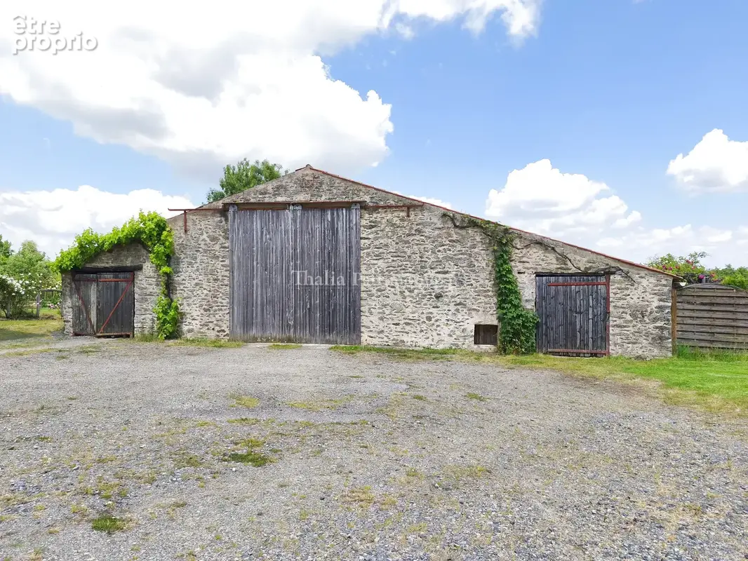 Demeure de charme en pierre sur 3 hectares   Havre de paix et potentiel locatif - photo 11